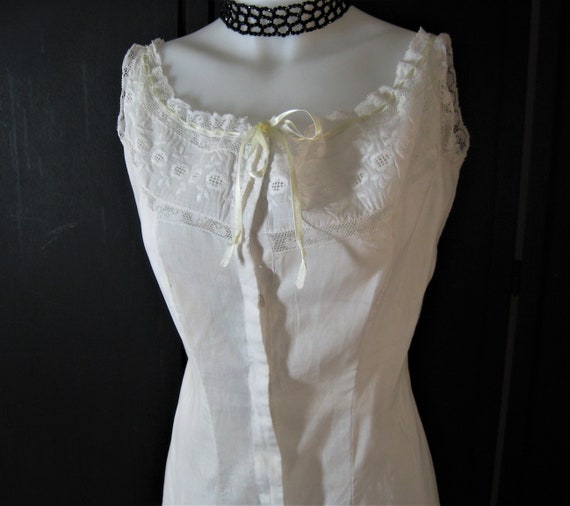 white fitted slip