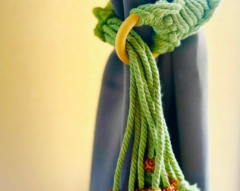 Macrame Curtain Holdbacks, Boho Curtain Tie Backs, Farmhouse Drapery Holdbacks, Tassel Tiebacks, Housewarming Gift, Room Decor