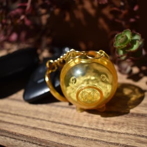 イカゲーム 、豚の貯金箱、キーホルダー イカゲーム 、豚の貯金箱、キーホルダー - メルカリ