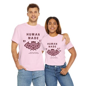 Mänskligt tillverkad Lil Uzi Vert-tröja: Inspirerad rosa raptröja bild 2
