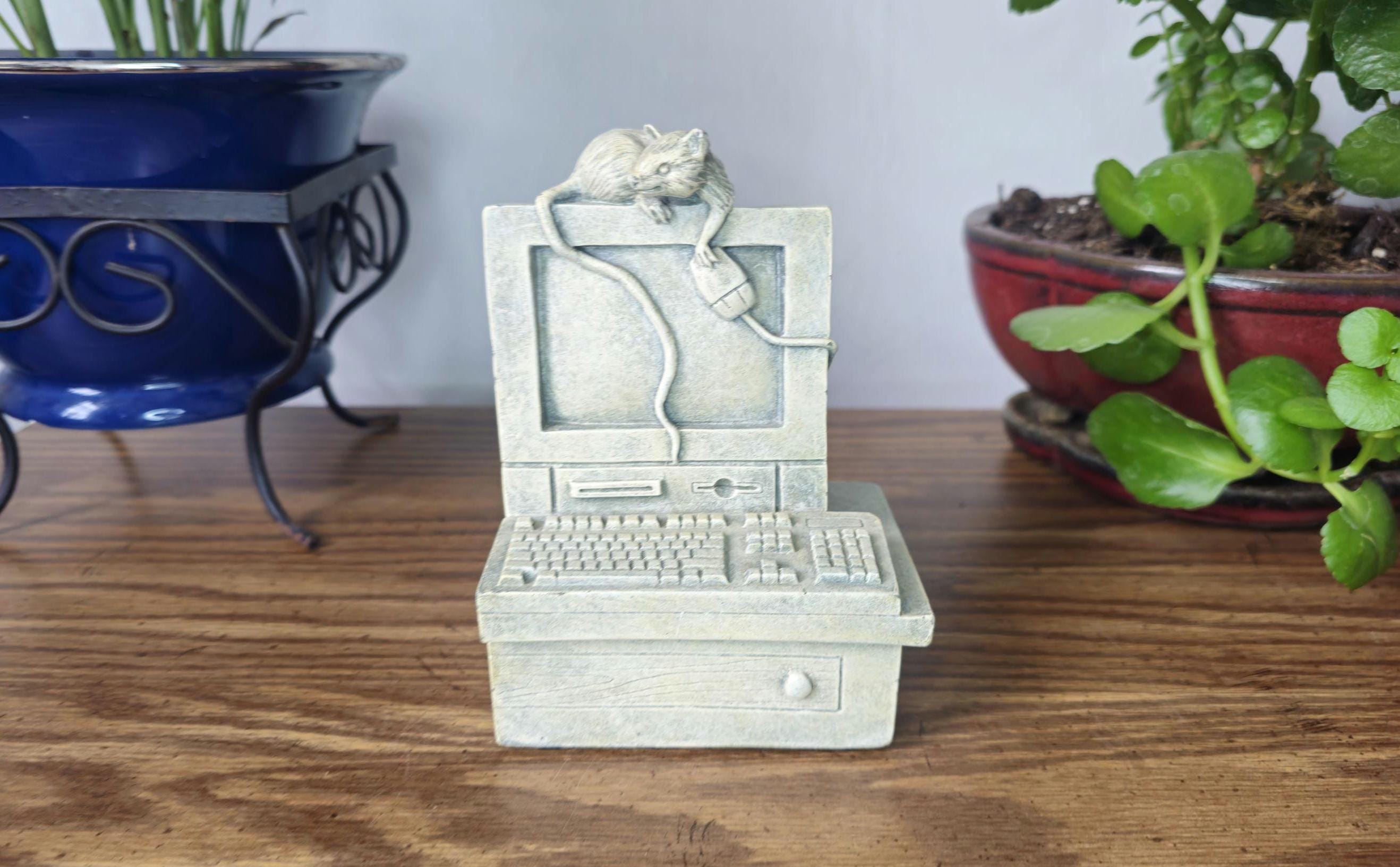 Vintage Retro Desktop Computer Mouse Bookend - 90s PC Tech Geek Gift ...