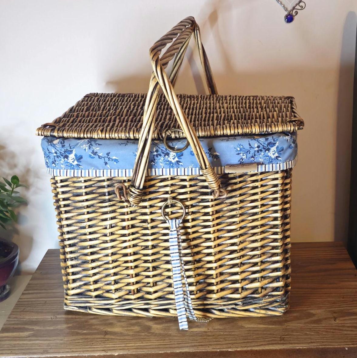 Vintage Blue Picnic Basket - Etsy