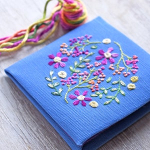 Embroidery Kit DIY Needlebook Crewel Embroidery Pattern Flower Circle Needle Book sewing storage Crewel Embroidery Kit, Prairie Garden image 4
