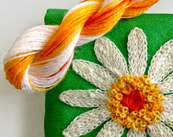 Beginner Embroidery Kit DIY Pouch Crewel Embroidery Kit Gift Bag white daisy flower embroidery kit