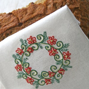 Christmas Embroidery, DIY Pattern, pdf, Christmas Wreath in Red and Green Christmas Crewel Embroidery digital download tutorial image 3