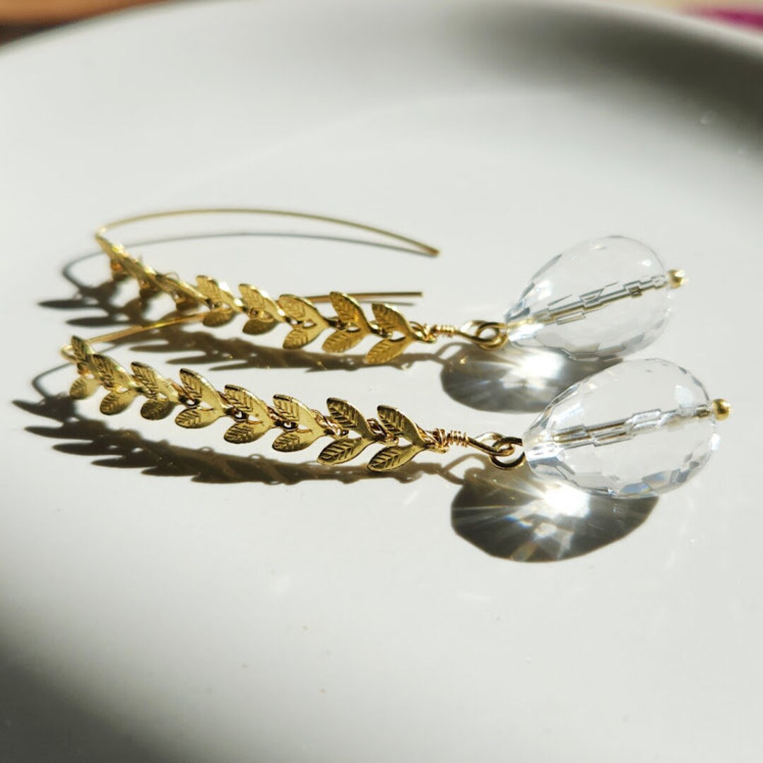 Worn by Mandy Moore, This is Us S4 Ep13, as Seen on TV, Wire