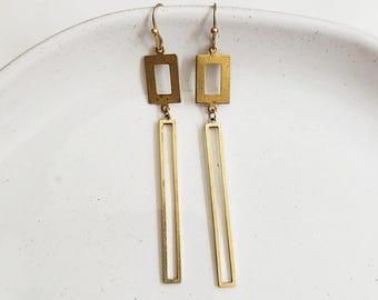 Pendientes colgantes geométricos de latón, joyería moderna de estilo bohemio.
