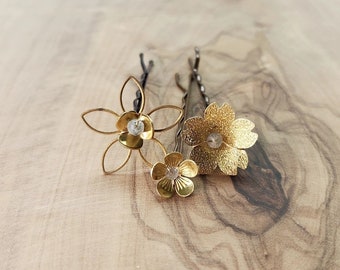 Wire Wrapped Brass Flower and Rainbow Labradorite Hairpins, Customizable Bridal, Flower Girl Jewelry, Boho Whimsical Style, Prom, Sweet 16