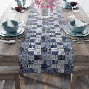 Caminho de mesa com estampa patchwork azul | Azulejo xadrez em denim índigo imagem 18