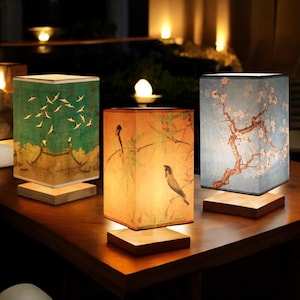 Lampada da tavolo in legno, lampada da lettura da comodino, lampada laterale, lanterna giapponese, lampada Japandi, lanterna di bambù, lanterne asiatiche, lampada da scrivania, luce da lettura