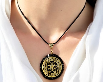 Pendentif en tourmaline noire et orgonite | Collier graine de vie | Protection contre les CEM | Pierre de mise à la terre | Bijoux en cristal de guérison | Amulette spirituelle