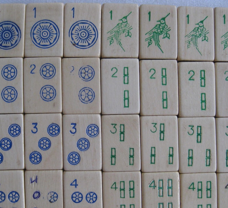 Mahjong tiles, vintage, rare, light wood color, light weight, 32mmx21mmx12mm, replacement, crafting, lot of 12 tiles. image 2
