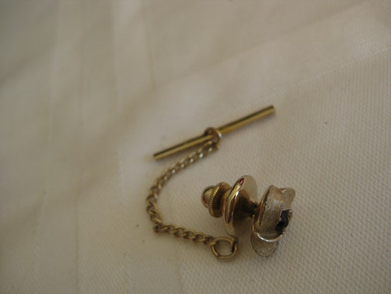 Tie clips and pin, 3 vintage tie accessories, by … - image 5