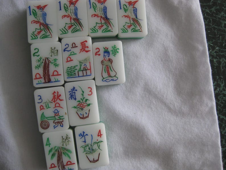 Mahjong trelagers vintageplattor, vit-klar-grön, 145 plattor bild 6