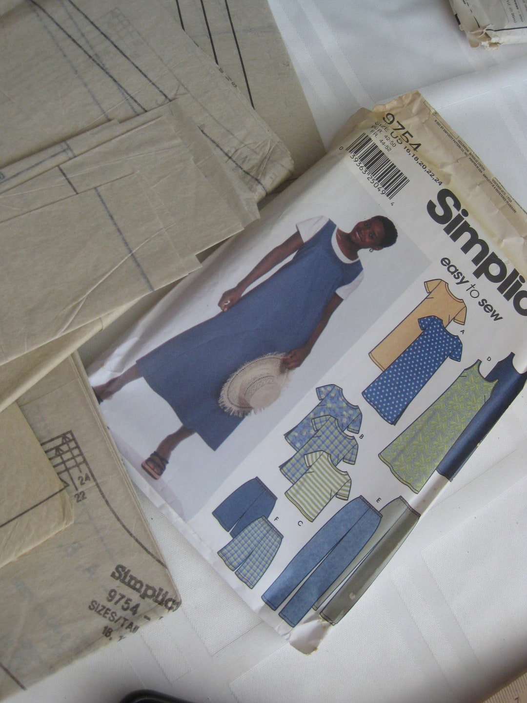 Simplicity Pattern 9754 Simplicity Sewing Pattern 9754, UNCUT. Easy Sew Dresses, Tunics, Shirts ...