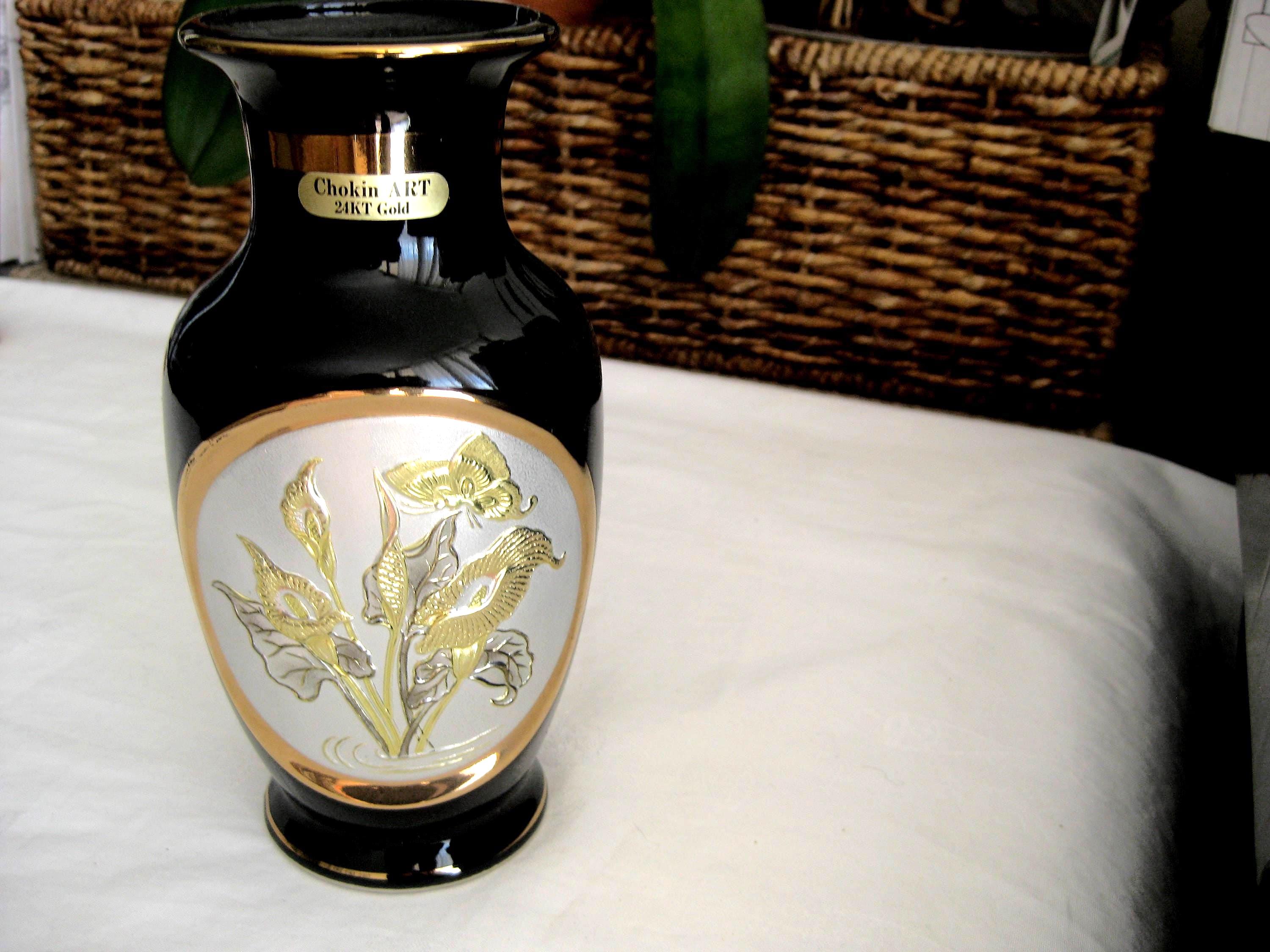 Chokin Art Vase, 24 K Gold, Black Vase, Silver and Gold