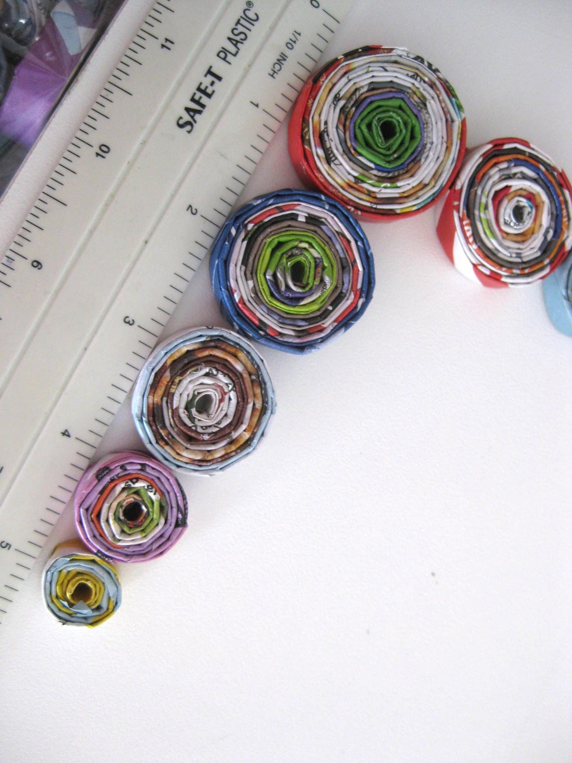 Paper Dics Paper Hand Rolled Paper Disks, Mix of 5 Sizes 1.5