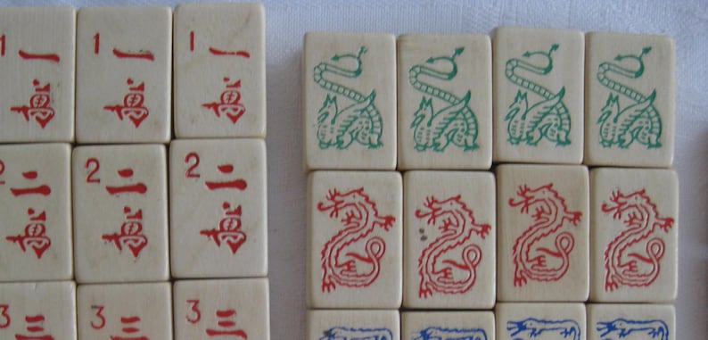 Mahjong tiles, vintage, rare, light wood color, light weight, 32mmx21mmx12mm, replacement, crafting, lot of 12 tiles. image 4