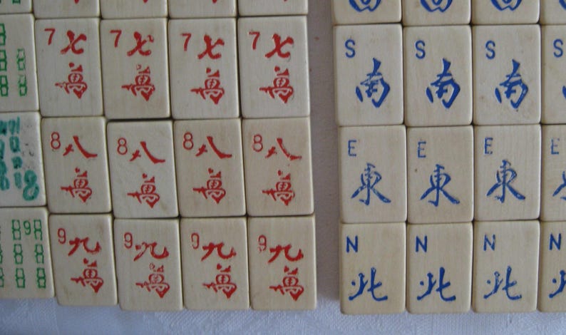 Mahjong tiles, vintage, rare, light wood color, light weight, 32mmx21mmx12mm, replacement, crafting, lot of 12 tiles. image 5