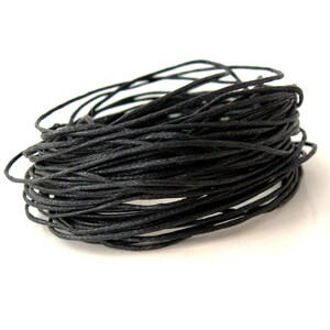 Black waxed cotton cord 1mm - 10 meters / 32.8 ft - Jewelry making string supplies afbeelding 3