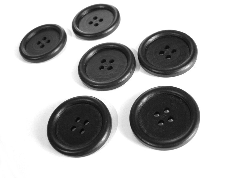 Black Buttons 30mm Set of 6 Wood Buttons | Etsy Canada