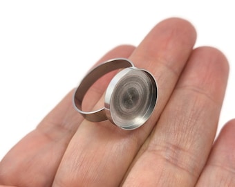 Stainless steel adjustable ring, 15mm round cabochon settings, Hypoallergenic jewelry making findings