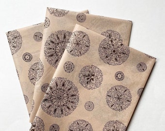 HENNA HARMONY 5 hojas de papel tisú regalo presente envoltorio suministro artesanal tienda minorista embalaje arte sienna boho India mandala patrón tema