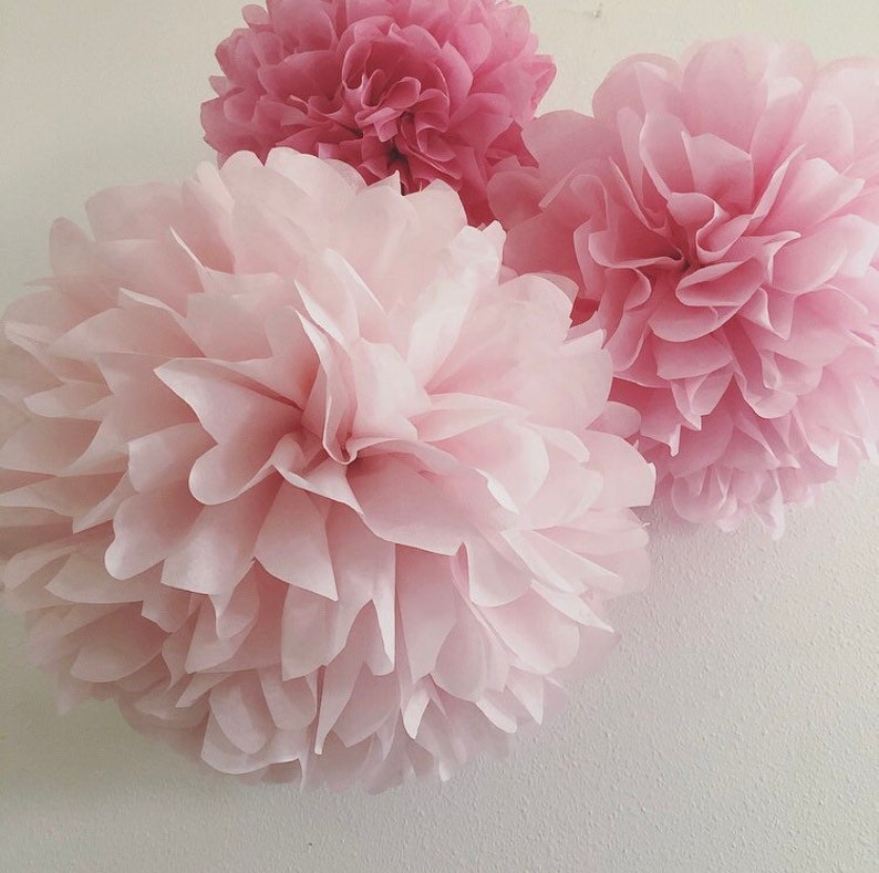 BLUSHING 3 tissue paper flower pompoms kit blush pink | Etsy