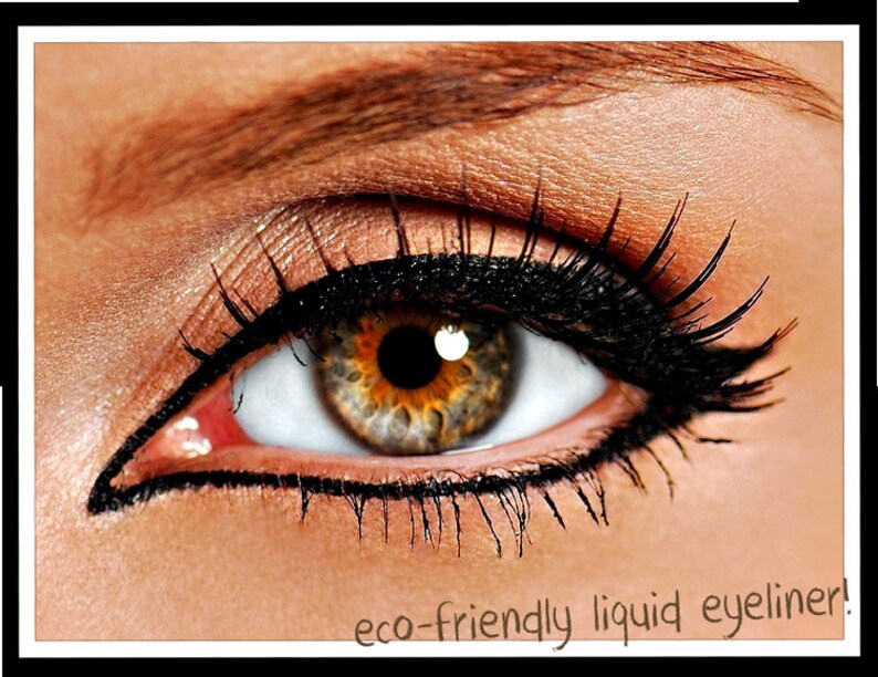 Non Toxic Liquid Mineral Eyeliner With Felt Tip Applicator in Black