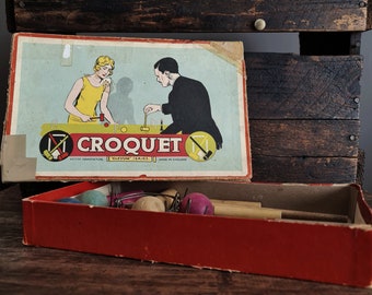 1930s mini croquet game - table top version, complete in original box - vintage parlour games