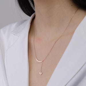 Collar con nombre personalizado, collar con nombre personalizado, collar con nombre, regalos personalizados, collar de luna, collar con inicial elegante, collar con letra