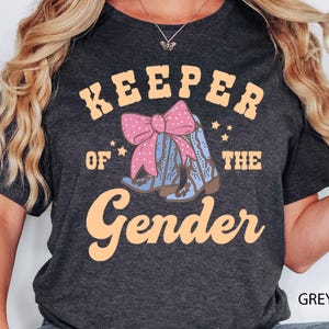 Boots or Bow Western Keeper of the Gender Shirt, Rodeo Gender Reveal T-shirt, Gender Keeper Family Gift, Bull or Heifer Aunt Baby Shower Tee