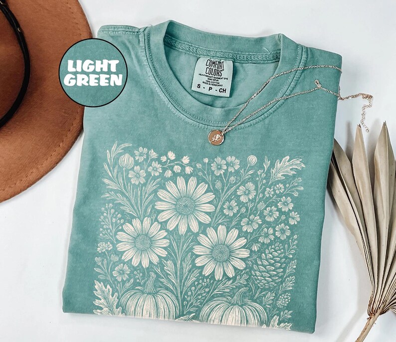 Comfort Colors® Boho Fall Floral Shirt, Retro Fall Tshirt, Autumn Vibes Shirt, Pumpkin Season Graphic Tee, Vintage Fall Pumpkin T-shirt bild 6