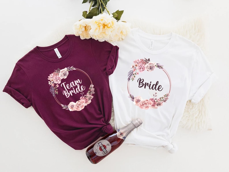 Braut Shirt, Team Braut Shirt, Team Bride Shirt, Bridal Shirt, Bride For JGA Wedding Bride Eucalyptus Wreath Gold, Bachelorette Party Shirts imagem 2
