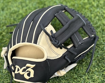 DC3 Customizable Baseball Glove