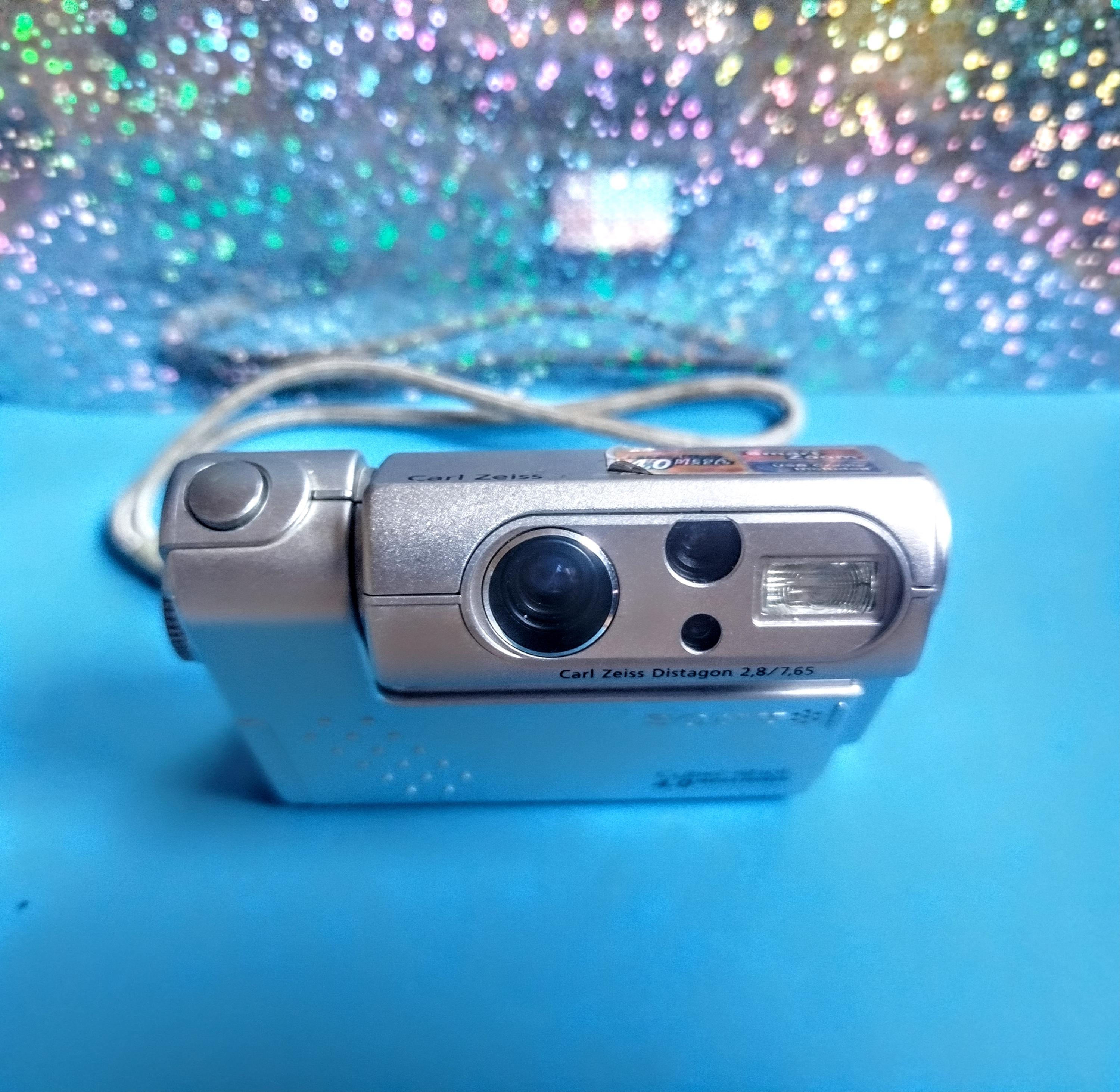 SONY Cyber-shot DSC-F77 シルバー｜Alphabetglobal.in