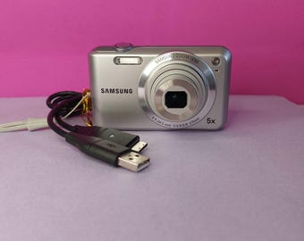Samsung ES65 zilveren compacte digitale camera. Werkende Y2K digitale camera. Getest.