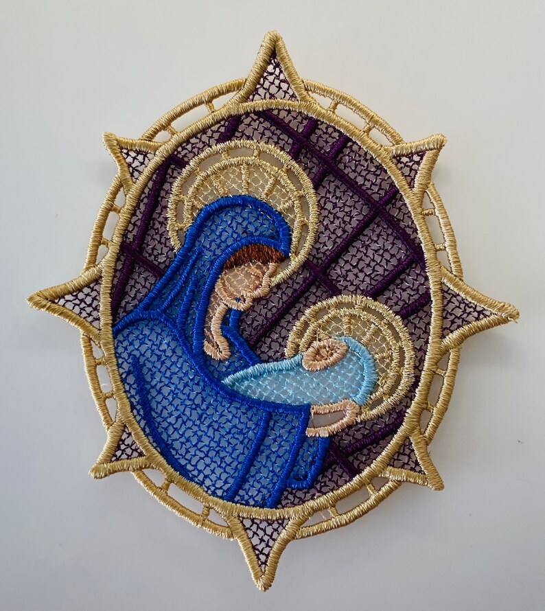 Mary and Child Nativity Lace image 1