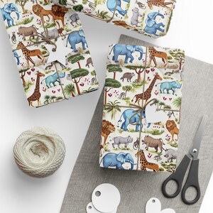 Animal Safari Wrapping Paper: Eco-Friendly Gift Wrap