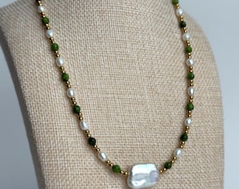 Freshwater Pearl Natural Stone Beaded Necklace