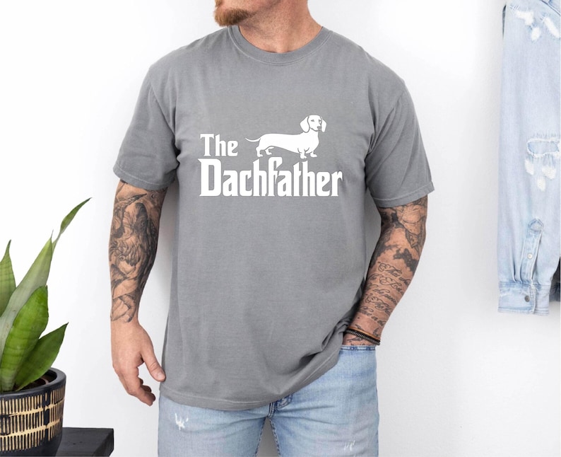 The Dachfather Comfort Colors Shirt,Dachshund Dad Shirt,Wiener Dog Shirt,Father's Day Dachshund Dad Gift Tshirt,Dachshund Dog Owner Men Tee bild 8