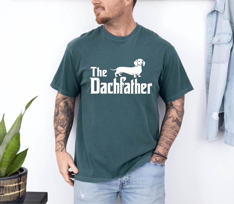 The Dachfather Comfort Colors Shirt,Dachshund Dad Shirt,Wiener Dog Shirt,Father's Day Dachshund Dad Gift Tshirt,Dachshund Dog Owner Men Tee bild 2