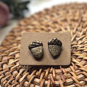 Woodland Acorn Studs