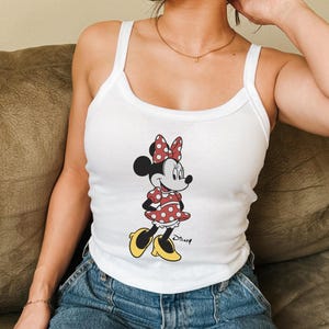 Classic Pose Minnie Mouse Spaghetti Strap Tank Top, Retro Minnie Tee, Vintage Style Disneyland Trip Shirt, Disney Couple Vacation Tank Top bild 3