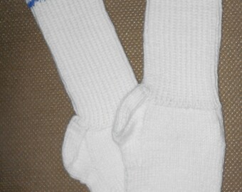 New Warm and Soft Hand Knit Socks (8.5 inches length)