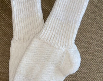 New Warm and Soft Hand Knit Socks (8.0 inches length)