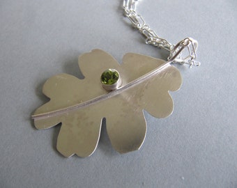 Silver Oak Leaf Pendant with Peridot