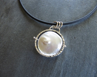 BIG Coin Pearl Pendant in Hammered Silver Circle