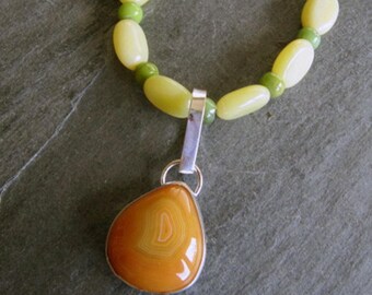 Necklace of Yellow Jade, Yellow Agate, and Chrysoprase