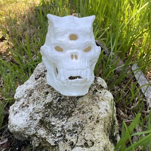 Troll skull replica (Elder scrolls inspired)